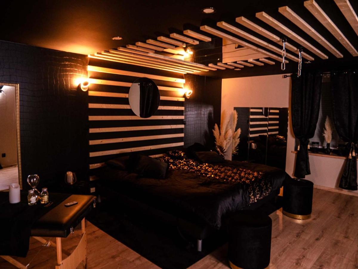Douceur Du Charme - Love-Room A Charmes Entre Epinal Et Nancy Экстерьер фото